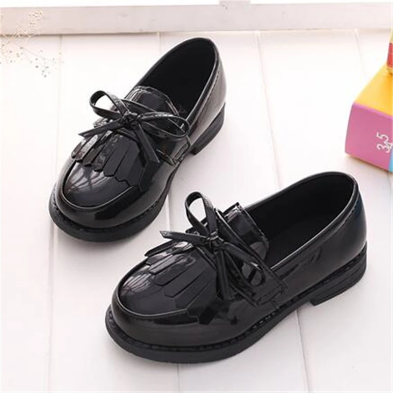 

Модные детские кожаные туфли без застежки с бахромой; Модельные туфли принцессы в британском стиле на плоской подошве; Детские лоферы; Сезо...