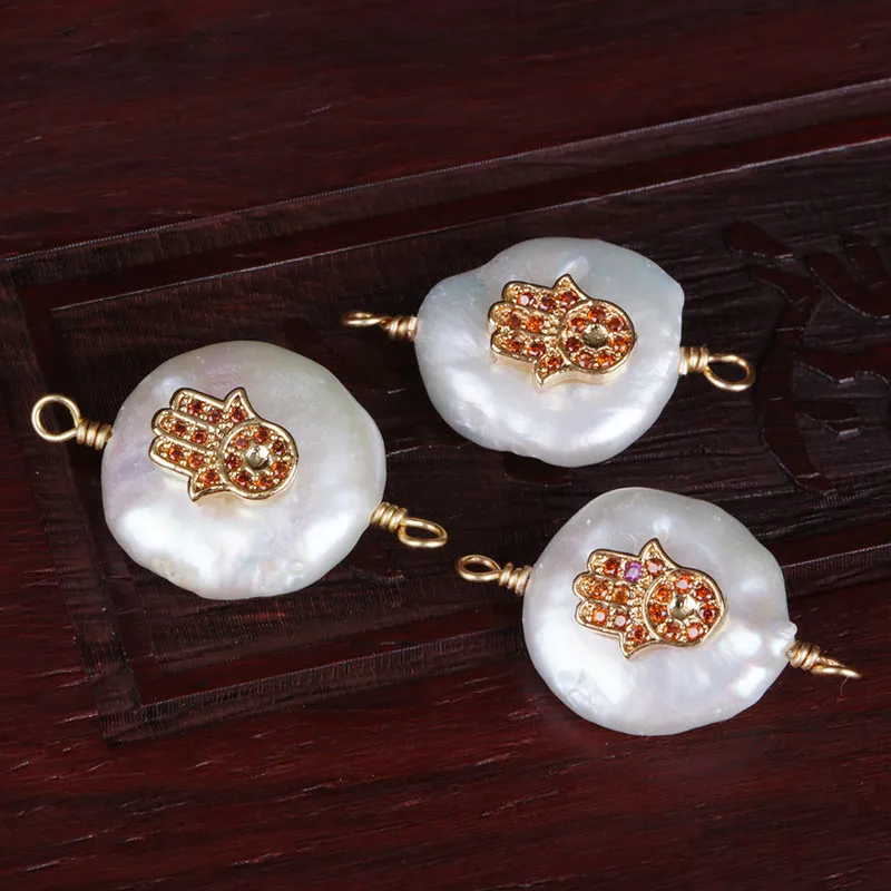 Оранжевые вставки из кубиков циркона золото защитный амулет рука Фатимы защита