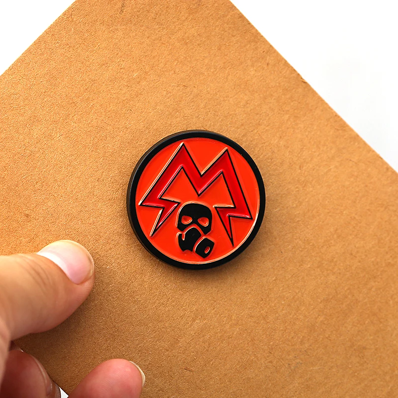 Эмалированная брошь Game Metro Exodus круглая металлическая коллекция подарков для