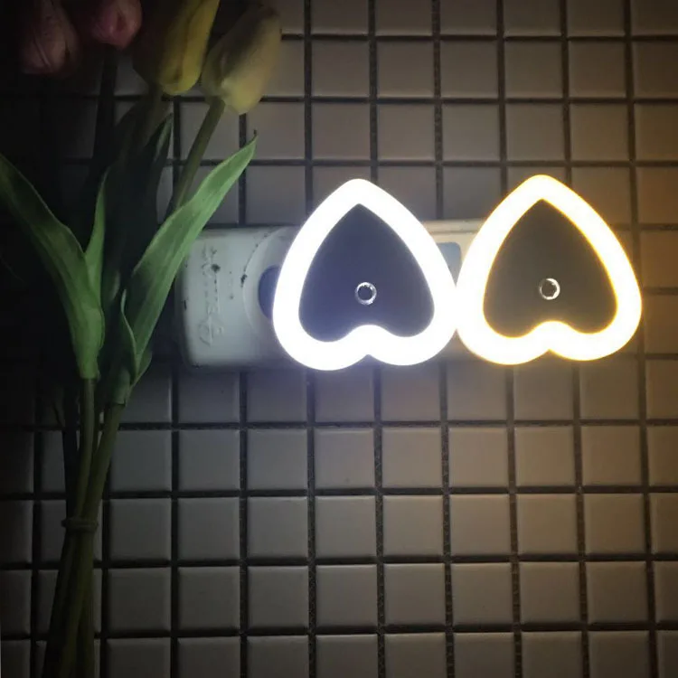 

Love nightlight light-controlled heart-shaped round LED induction nightlight