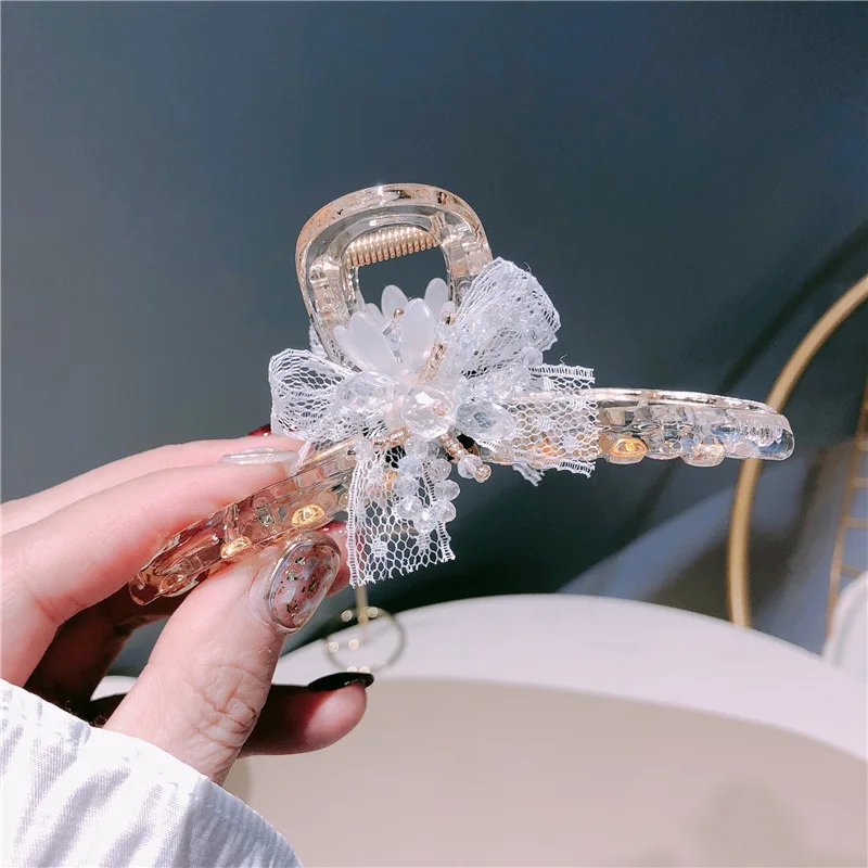 

Korean lace bow tie hair clip hair accessories Spring and summer simple bow tie shark clip back head hair clip