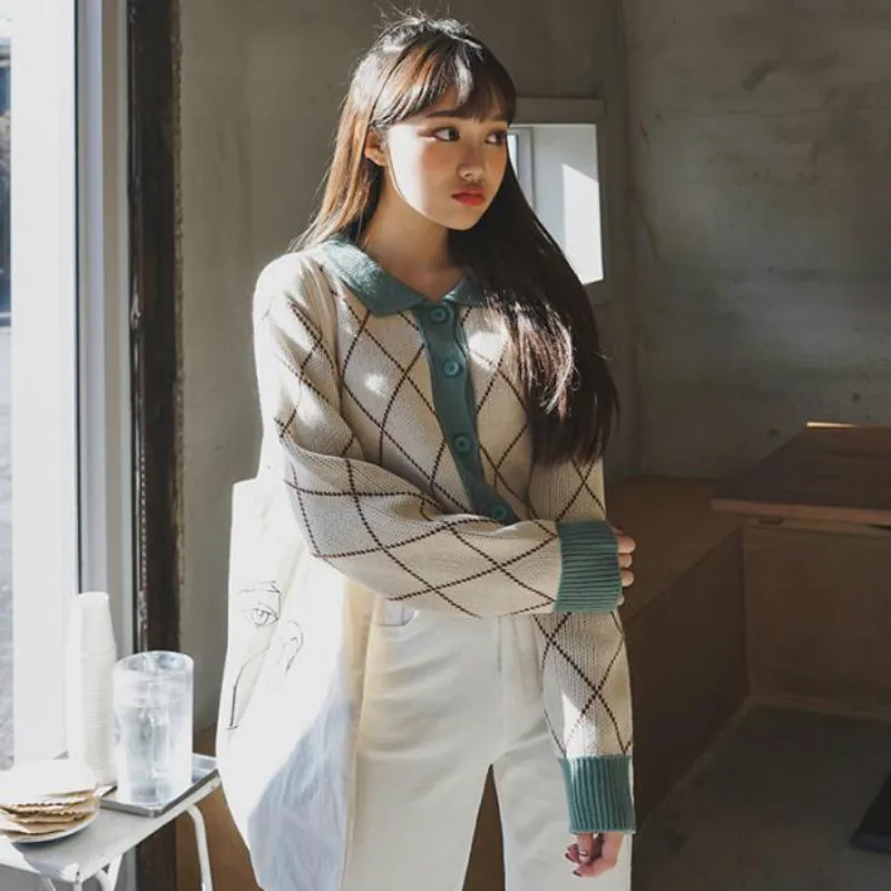 Женская обувь Сезон осень-зима с узором &quotромбиками&quot и свитер пальто вязаное