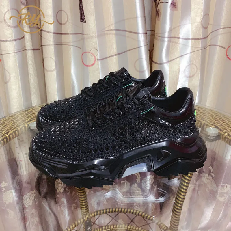 Женские кроссовки модные роскошные для женщин белые на платформе новинка весны