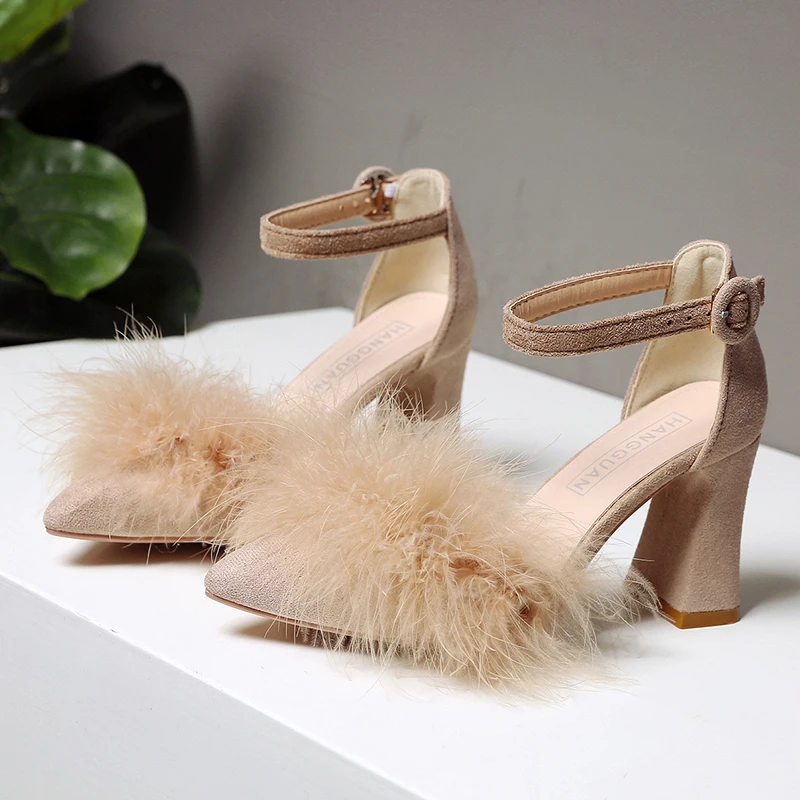 Туфли лодочки женские на квадратном каблуке меховые тонкие туфли заостренный