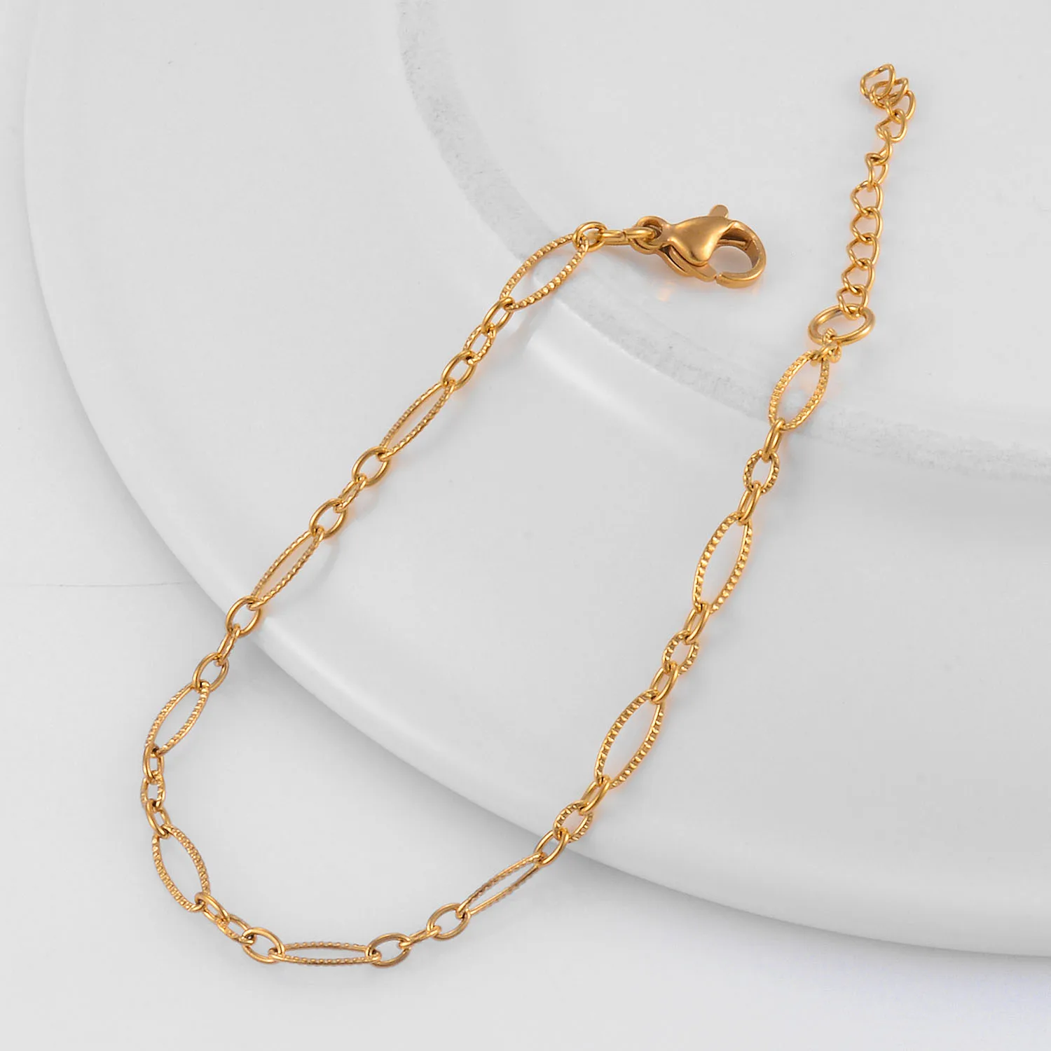 Bracelet Figaro fait à la main en acier inoxydable de couleur dorée  bijoux de haute qualité pour