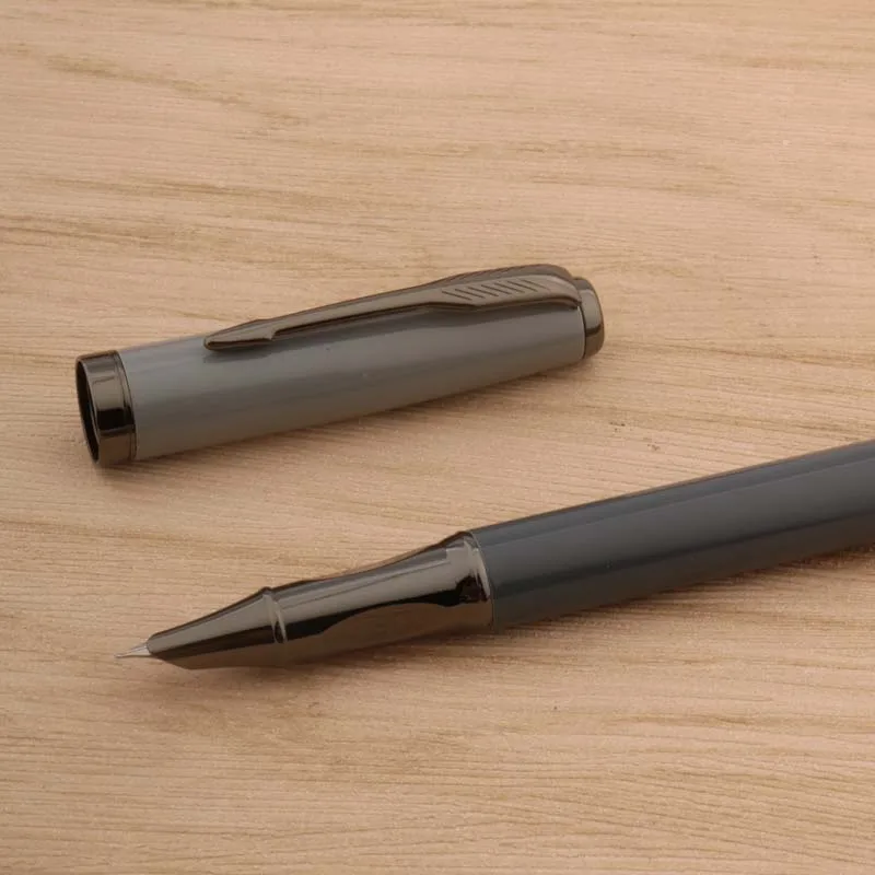 

Металлическая перьевая ручка Chouxiongluwei Morandi серая