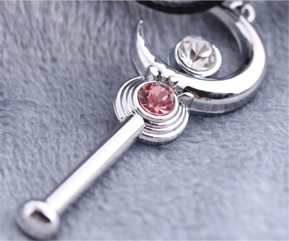 Аниме мультфильм серебряное ожерелье Сейлор в виде Луны на палочке с хрустальным