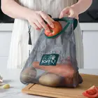 Фрукты, овощи, скальльон и имбирь в кухонной сумке, простая многоразовая сетчатая кухонная сумка для хранения