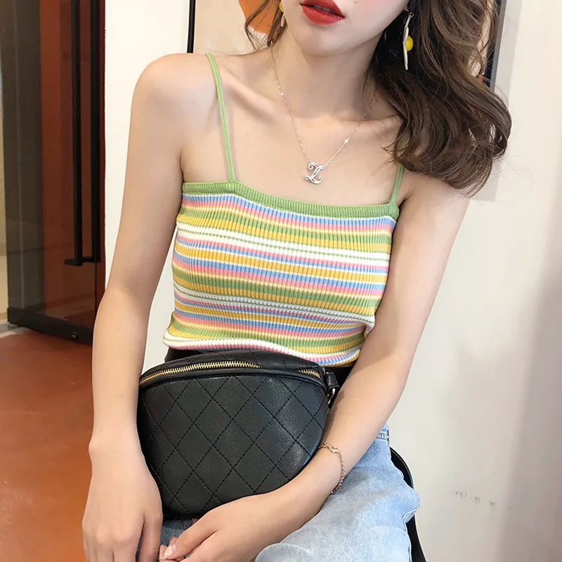 Женский короткий топ летний вязаный жилет в радужную полоску уличная безрукавка