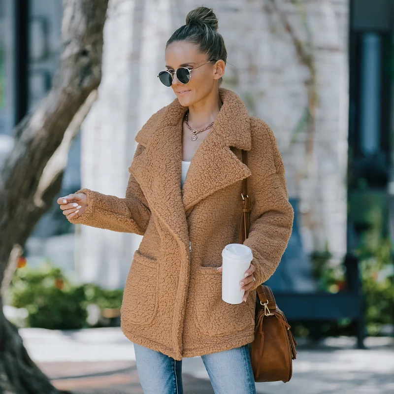 

Women's Winter 2021 Imitate Lamb Fur Lapel Wool Coat Fashion V-neck Wool & Blends Coat Turn-down Collar Large Size Warm Coat