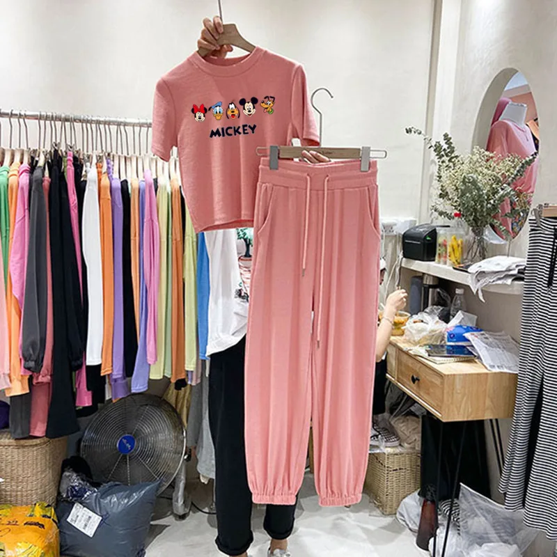 

Women's Summer Cool New Casual Sports Suit Women's Fashion Western Style Short t-Shirt Trousers Small Fragrance Two-Piece Trend