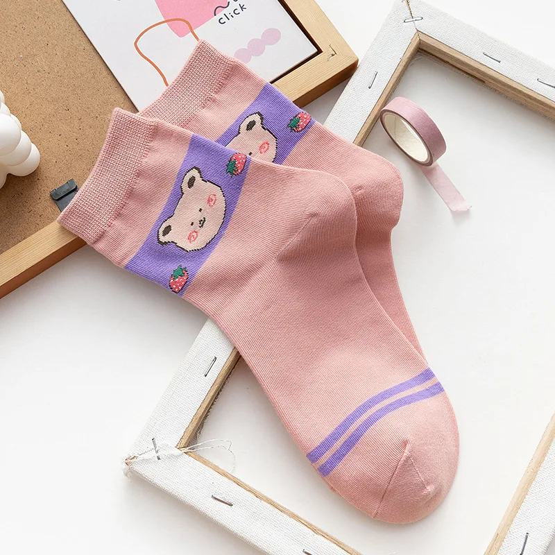 

Japan Style Cartoon Aniamls Print Cute Socks Purple Harajuku Retro Vintage Streetwear Hip Hop Skateboard Crew Sock Women's Socks