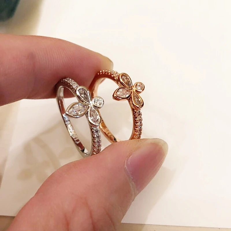 Модное кольцо в форме глаз с цирконом и камнем виде цветка классическое