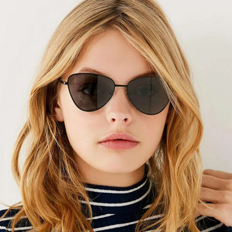 

2020 New Metal Cateye Sunglasses Women Brand Designer Candy Color Sun Glasses Outdoor Street Beat Oculos De Sol Feminino Okulary