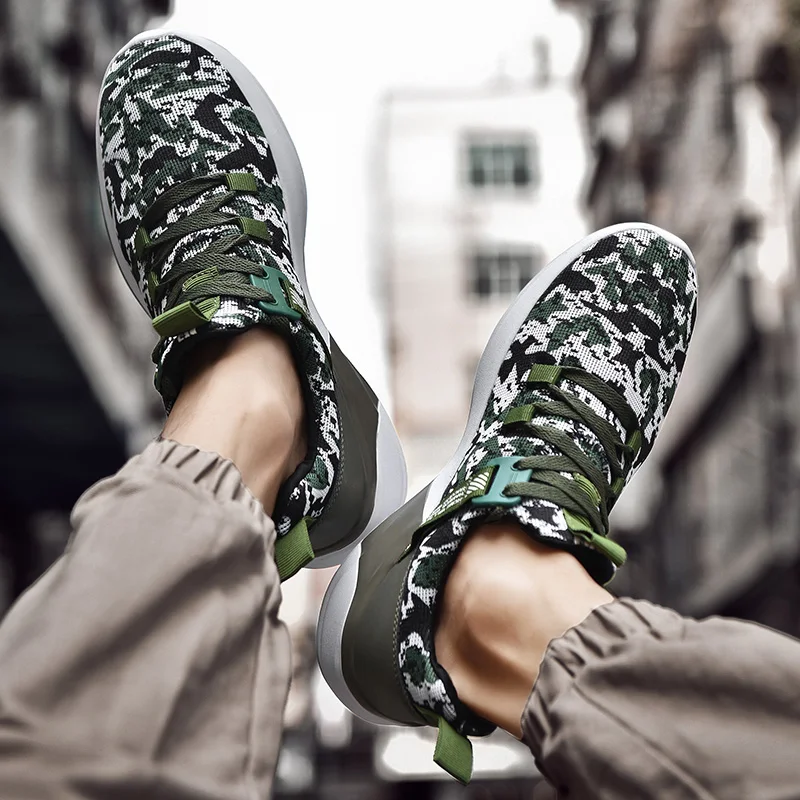 

Men's Casual Shoes Brand Men's Shoes Flat Shoes Mesh Fly Weaving Sneakers Breathable Running Shoes Large Size 46 Training Shoes