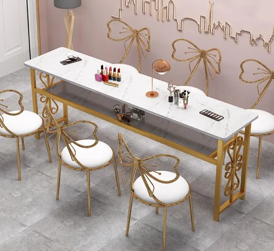 

European simple net red nail table and chair set