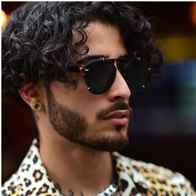 

2021 Vintage Rivet Sunglasses for Men Women Fashion Round Street Beat Eyeglasses Female Unisex Outdoor Travel Sun Glasses UV400