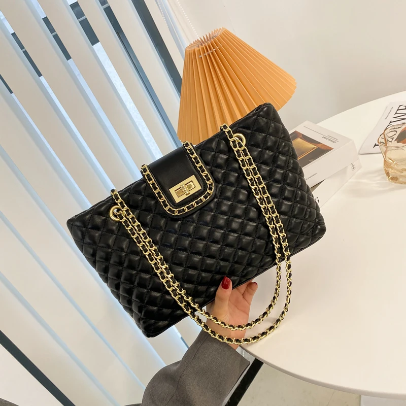 

Premium Chain Large Capacity High Quality Thick Female Tote Shoulder Bag Luxury Designer 2021 Travel Leather Pu Trendy Casual