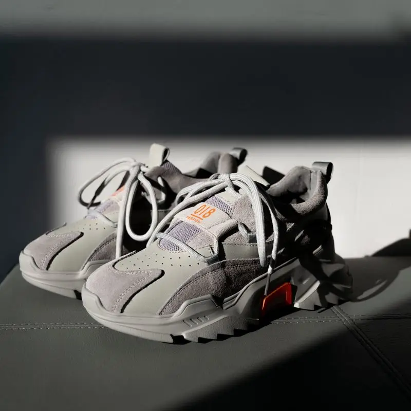 Женские кроссовки CoolCept повседневные из натуральной кожи на толстой подошве