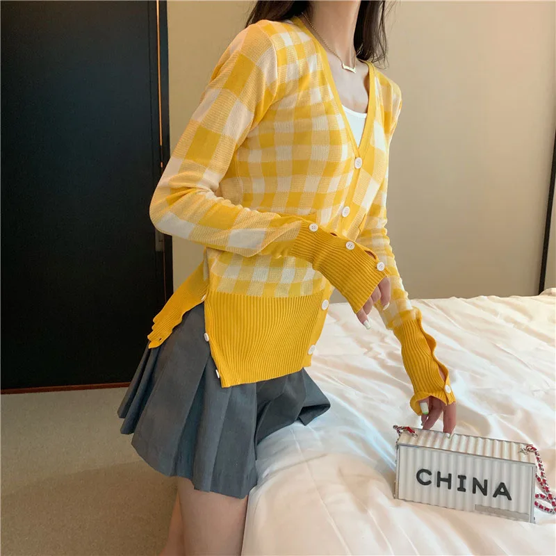 Women's Patchwork Plaid Knit Cardigan Woman Single-breasted Sweater Korean Fashion Chic Thin GD081 |