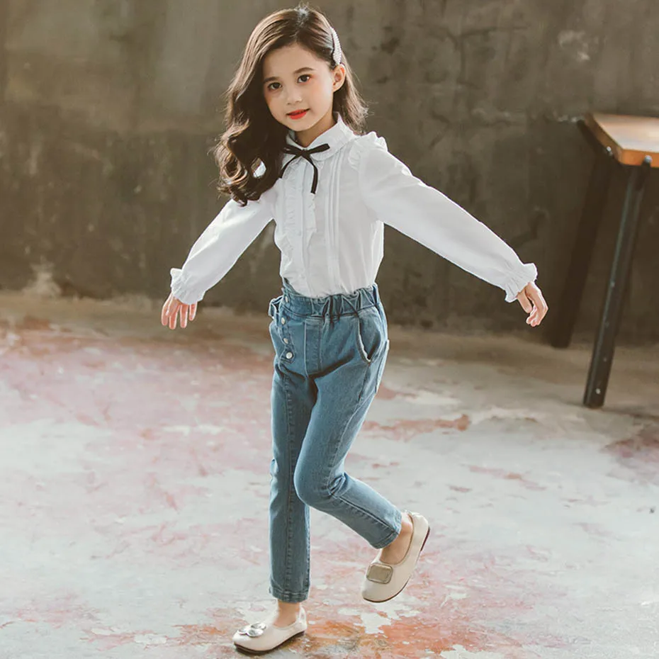Джинсы джинсы для девочек с высокой талией однобортные лентами детей Осенние