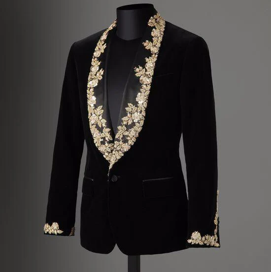 Мужской бархатный костюм ANNIEBRITNEY черный приталенный смокинг с аппликацией