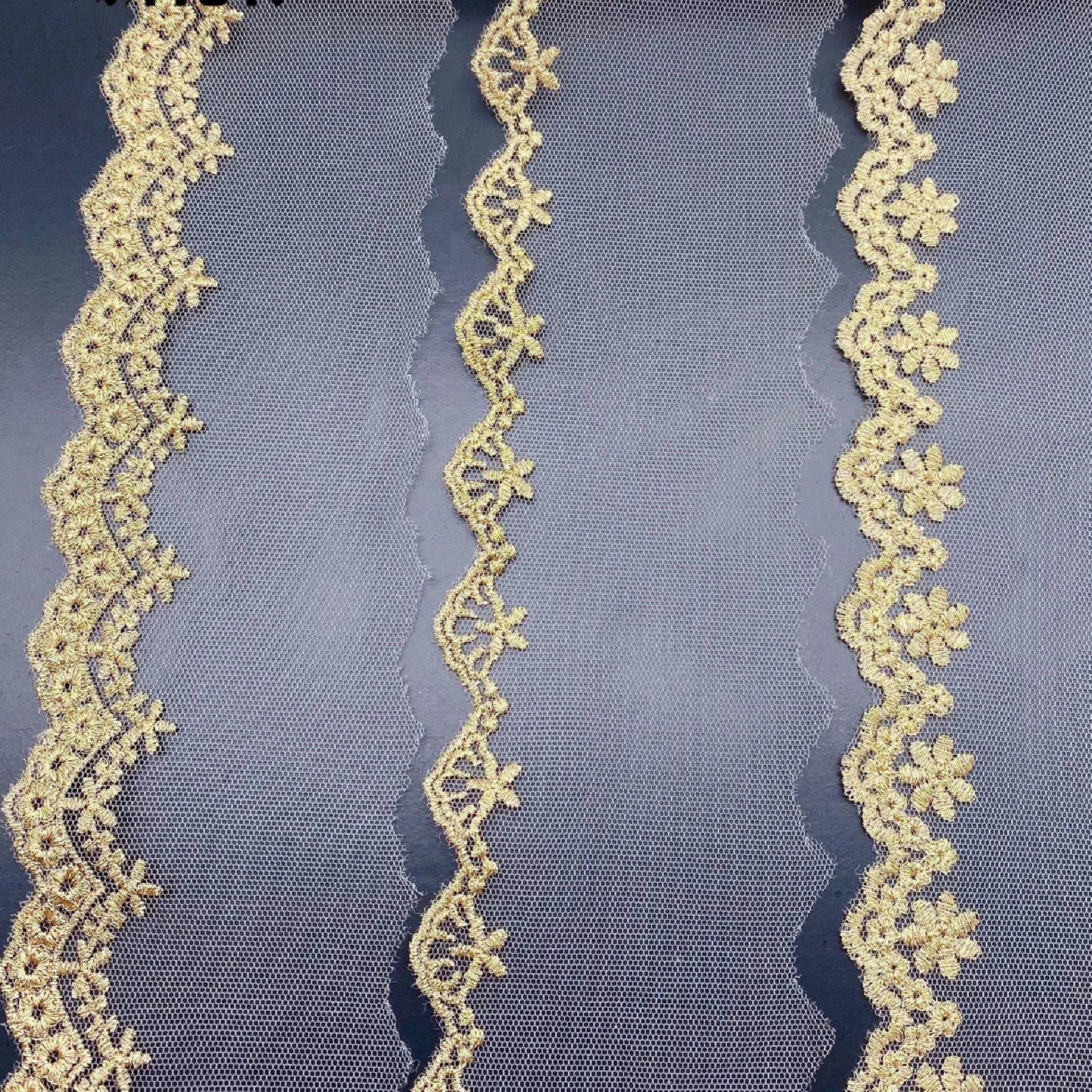 

3 ярда/партия, кружевные ленты с вышивкой