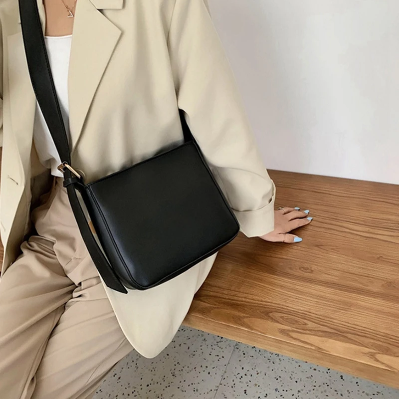 

Fashion Solid Color Bucket Bag Elegant Large Capacity Square Bag Messenger Bag Shoulder Bag