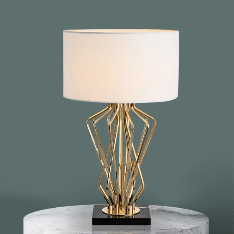 American Simple Line Hollowed Out Body Desk Lamps Bedroom Beside Lamp Living Room Table Design Lighting Study LED E27 | Лампы и