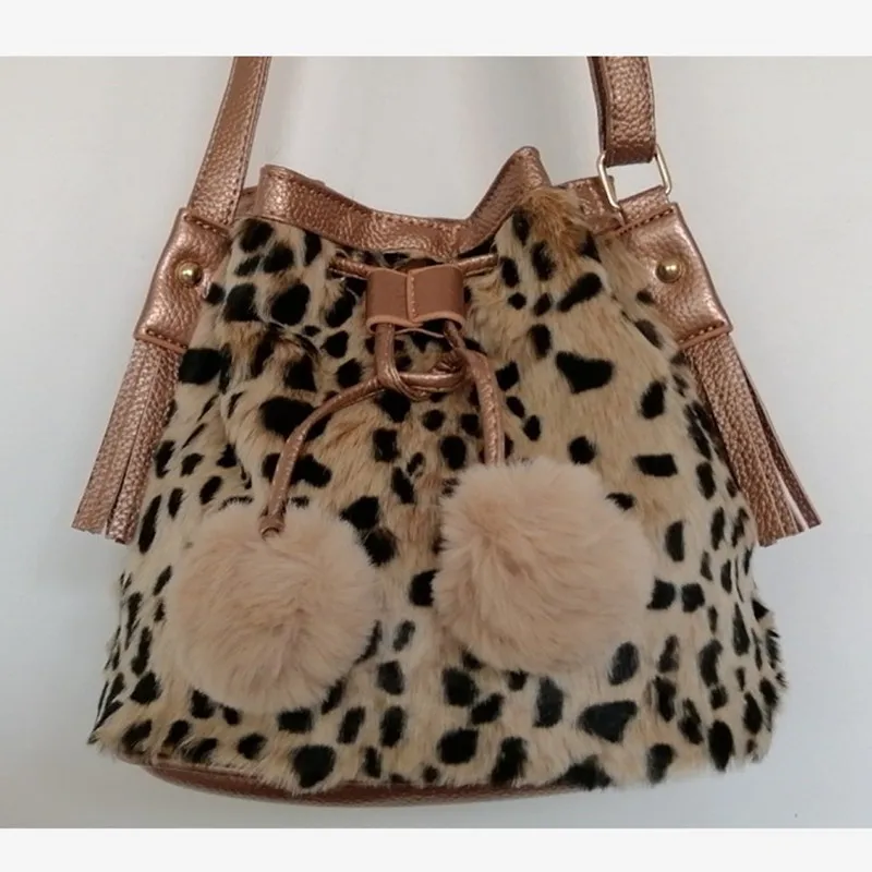Fashion Winter Ladies Leopard Print Bucket Bag Faux Fur Ladies Casual Handbag Shoulder Bag Luxury Design Ladies Clutch Bolsa