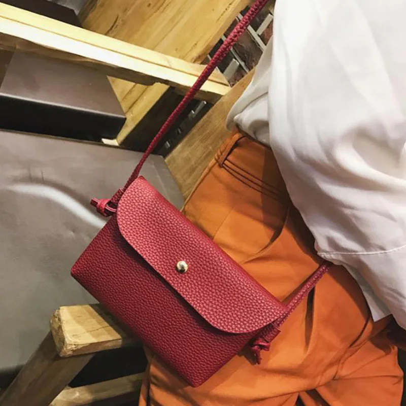 Женская сумка из искусственной кожи для отдыха корейская женская на плечо мини