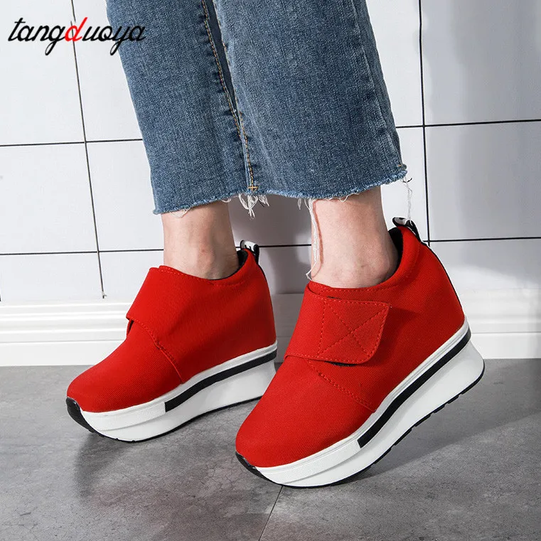 Женские кроссовки на скрытом каблуке и платформе повседневные парусиновые туфли