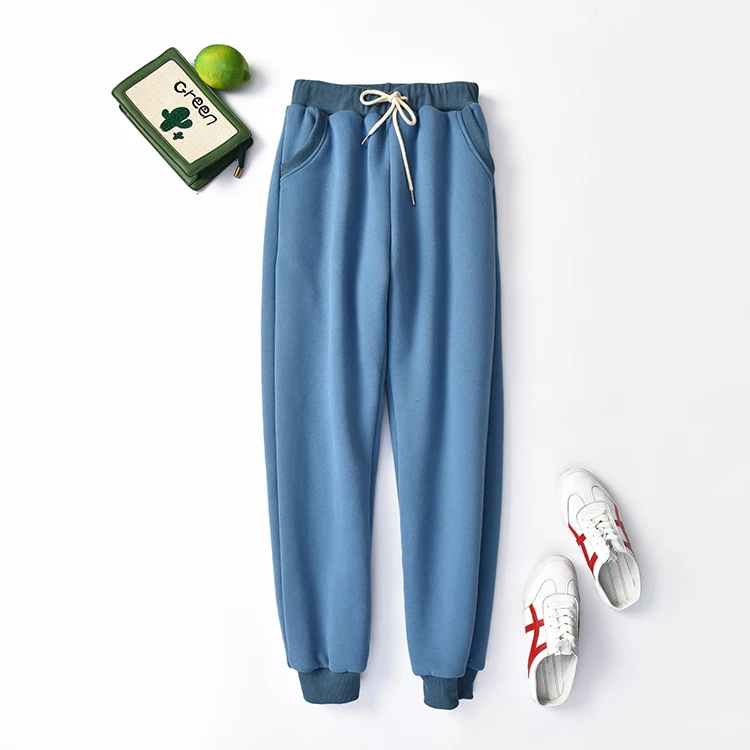 Женские зимние хлопковые утепленные бархатные теплые тренировочные брюки