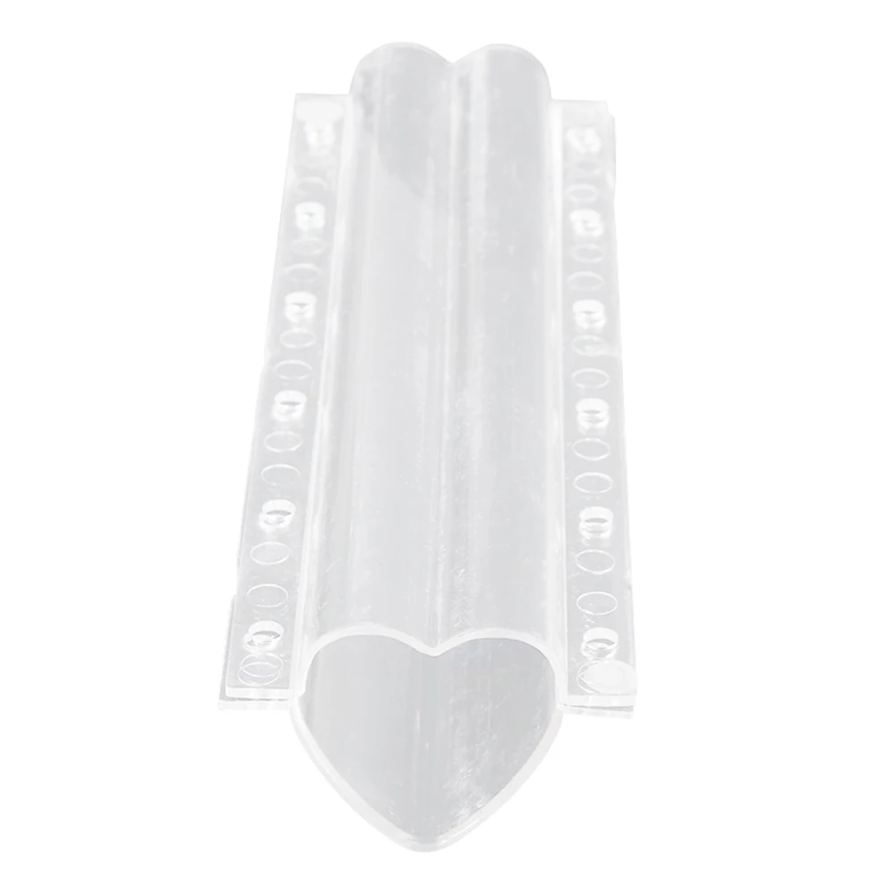 Прозрачная формовочная форма в форме сердца для выращивания овощей и огурцов