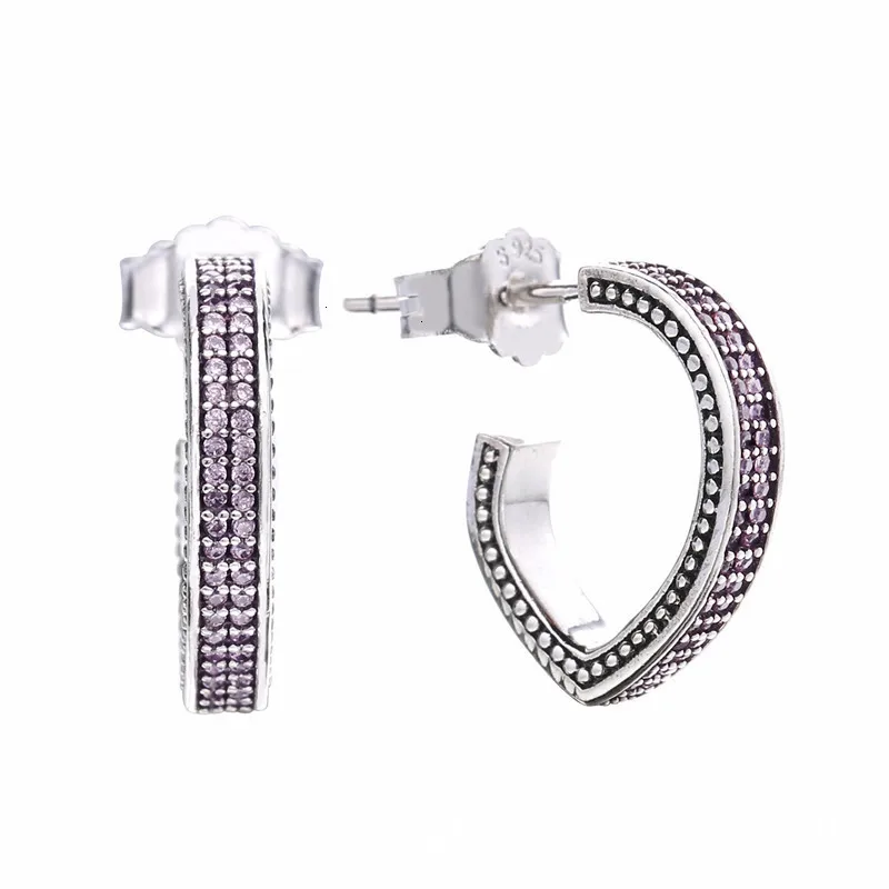 В Серебряные серьги постановления 925 предназначены для увлекательного Сердце