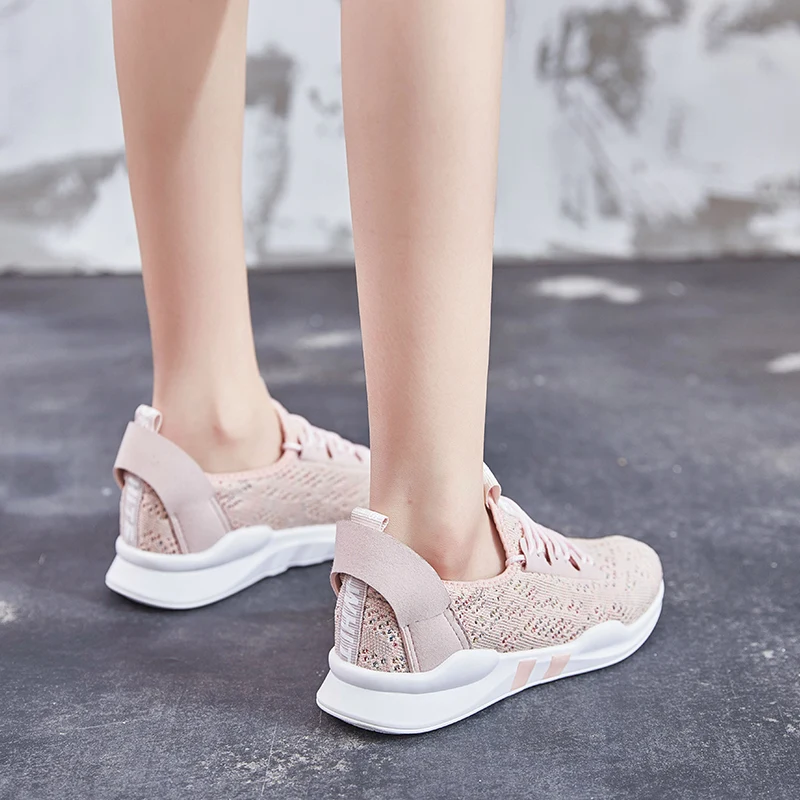 

Women casual shoes fashion breathable Walking mesh lace up flat sneakers women lightweight Comfort jogging shoes tenis feminino
