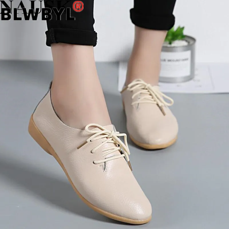 Лоферы женские летние из натуральной кожи с острым носком на плоской