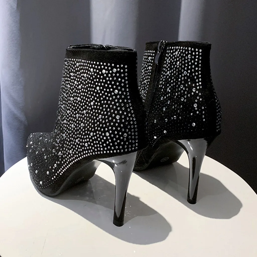 Ботинки женские зимние пикантные ботильоны со стразами замок-молния острый