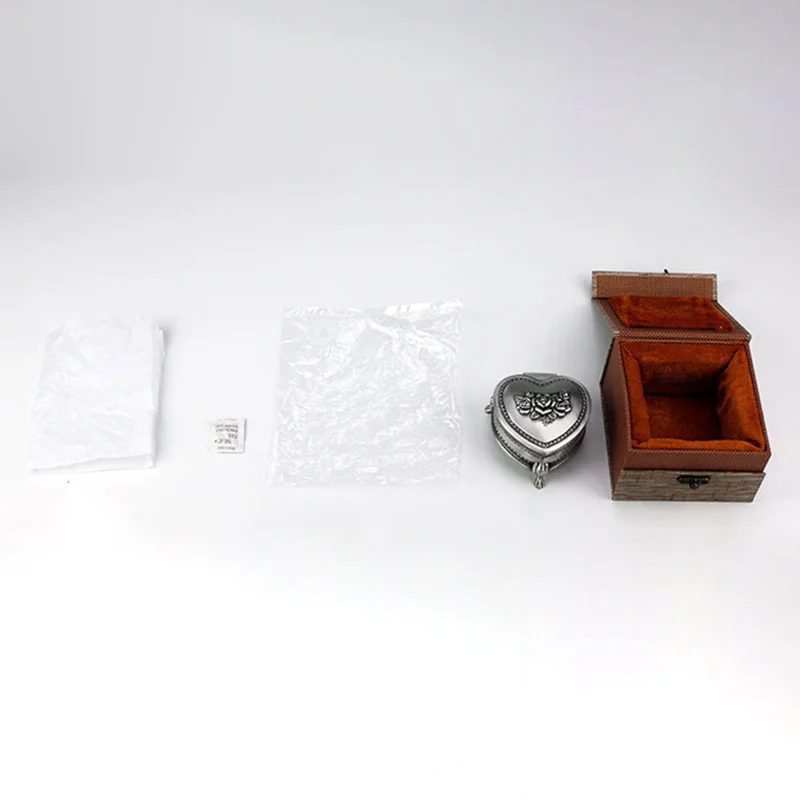 

Christmas Valentine's Day Gift Rose Heart-Shaped Metal Jewelry Box Preserved Flower Gift Box FOU99