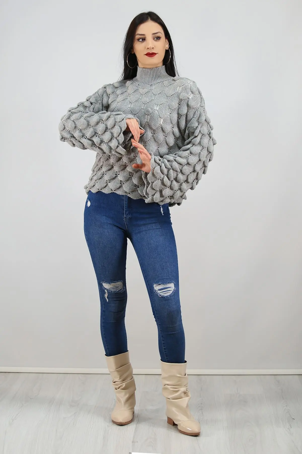 

Drop Mesh Knitwear Sweater Gray
