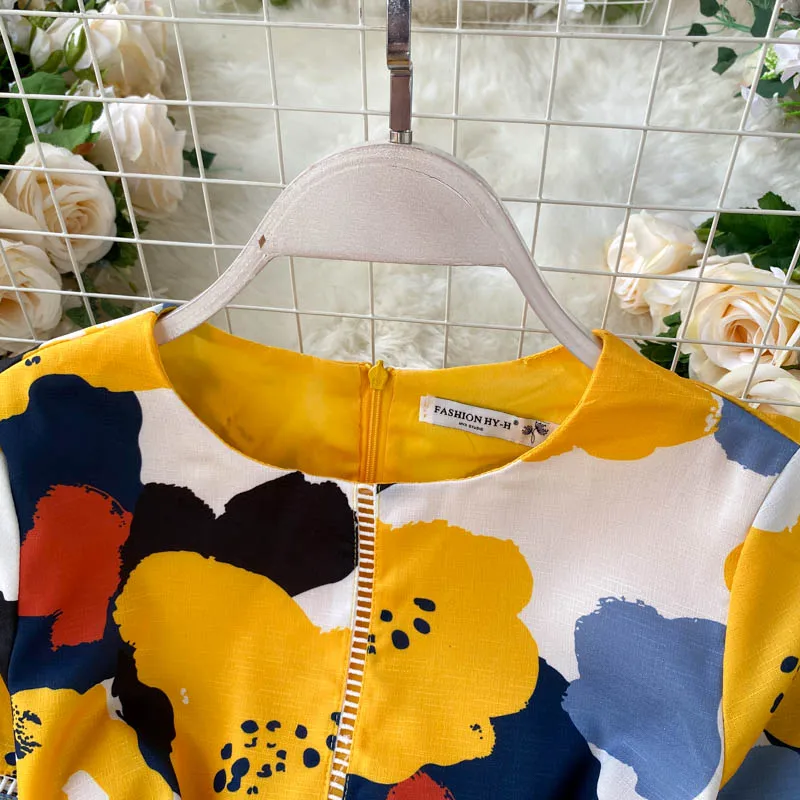 Женское платье с коротким рукавом желтое элегантное цветочным принтом