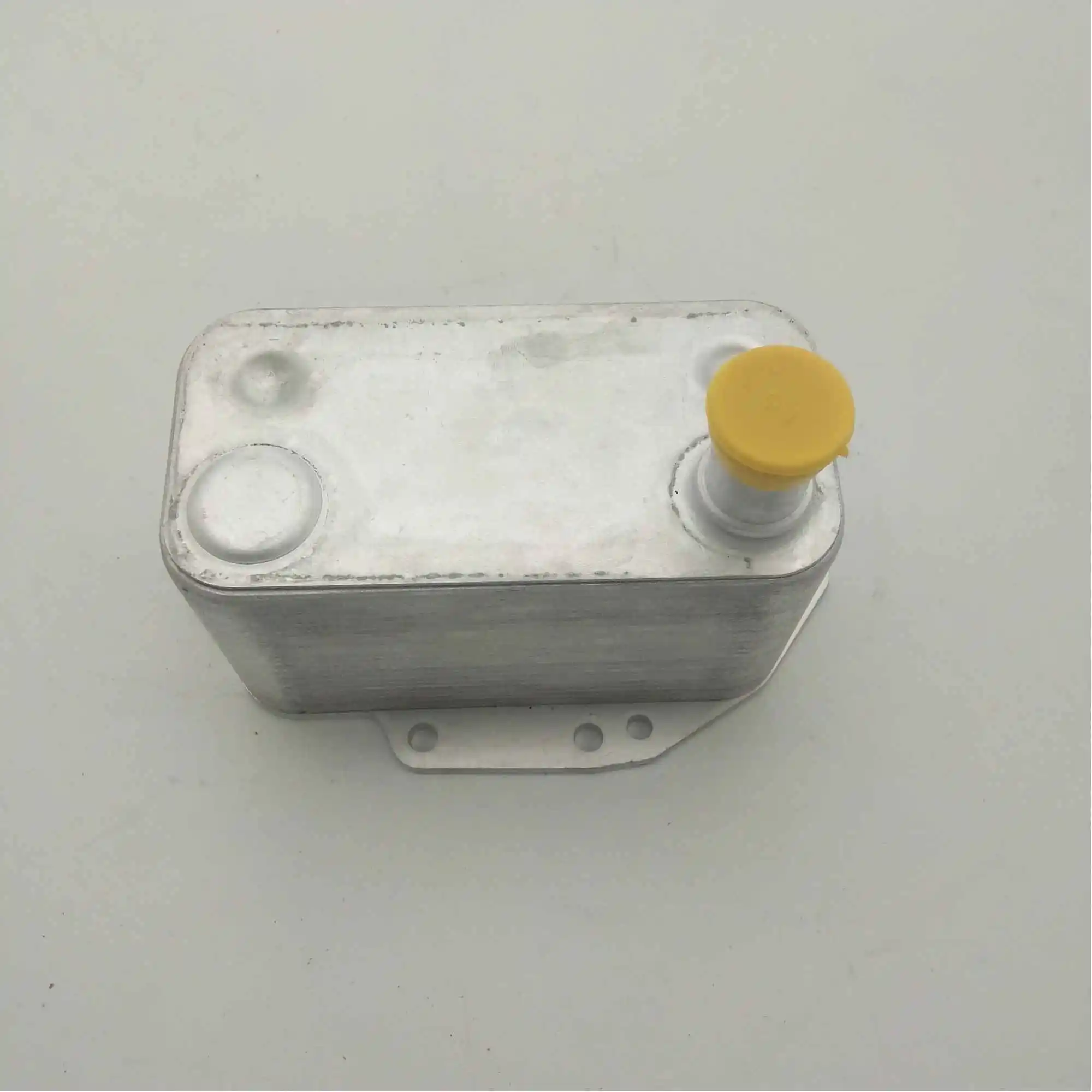 Масляный радиатор двигателя для BMW 325d 330d 335d OEM: 11427788462|Маслоохладители| |