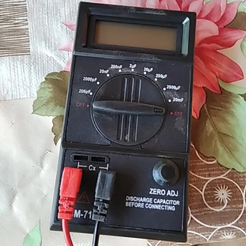 

CM7115A Capacitance Meter Digital Multimeter LCD Display Measurement Tool ,Dual Slope Integrated A/D Converter System