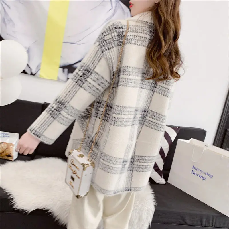 Женский свободный вязаный свитер повседневный плотный теплый кардиган в клетку