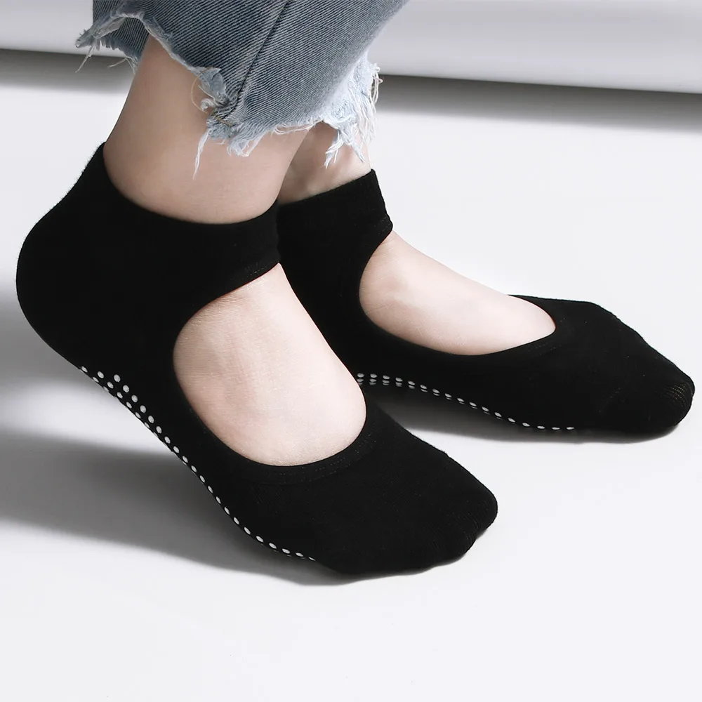 

1 pair New Arrival Anti-slip Socks Backless Silicone Non Slip Skid for Ballet Fitness Massage Cotton Ankle Socks One Size