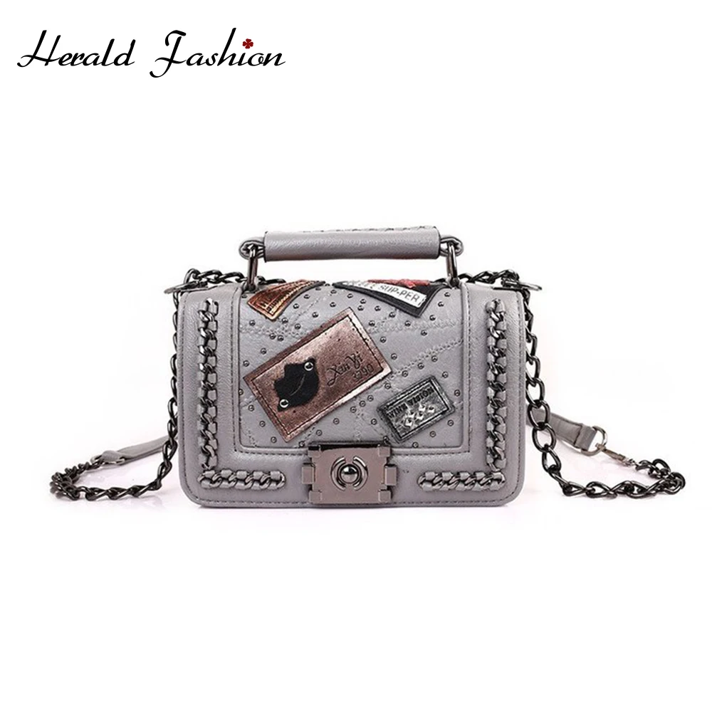 Качественные сумки мессенджеры через плечо из искусственной кожи с заклепками