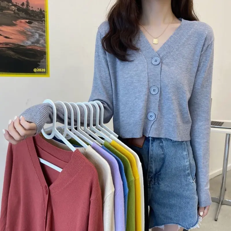 

2021 Spring and Autumn New V-neck Long Sleeve Knitted Shirt Short Jacket Women's Spring Thin Cardigan Sweater Jacket ins Tide