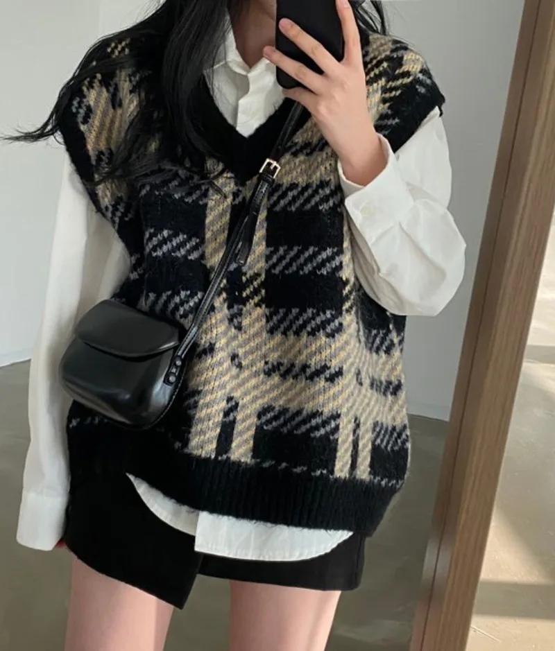 

Костюм для ранней осени, свитер, жилет, женский свободный Трикотажный жилет с V-образным вырезом, жилет, блузка, юбка, костюм из двух предмето...