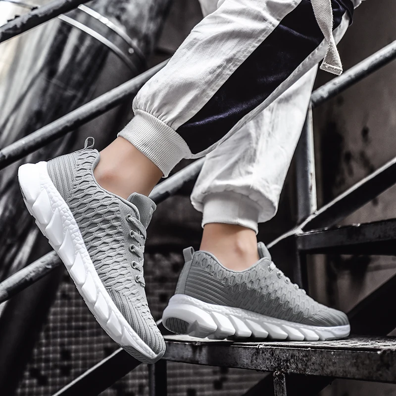 Лидер продаж легкие кроссовки для мужчин и женщин дышащие новая обувь бега на