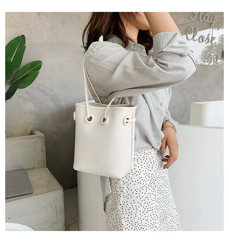 

2019 new mini bucket bag retro with single shoulder diagonal women's bag